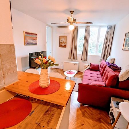Demass Apartment - Cozy, Free Parking And Wifi دوبروفينك المظهر الخارجي الصورة