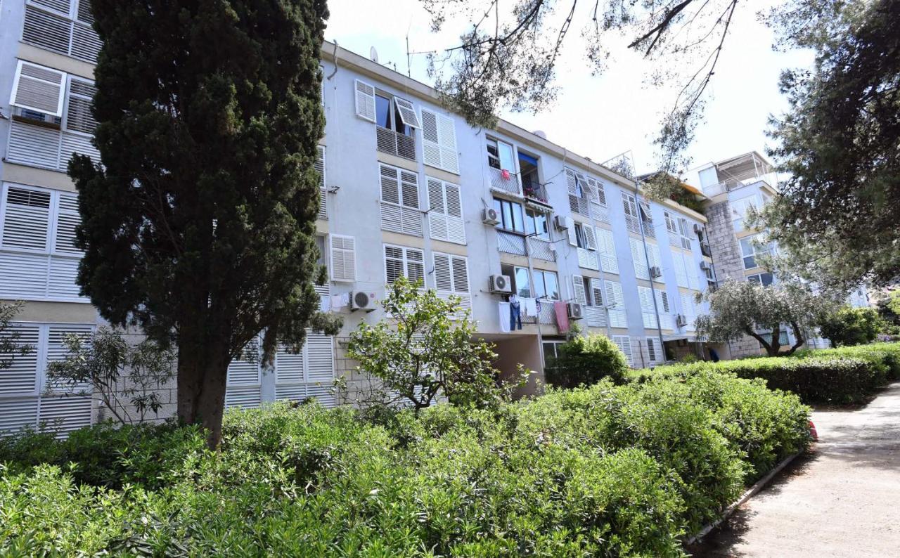 Demass Apartment - Cozy, Free Parking And Wifi دوبروفينك المظهر الخارجي الصورة