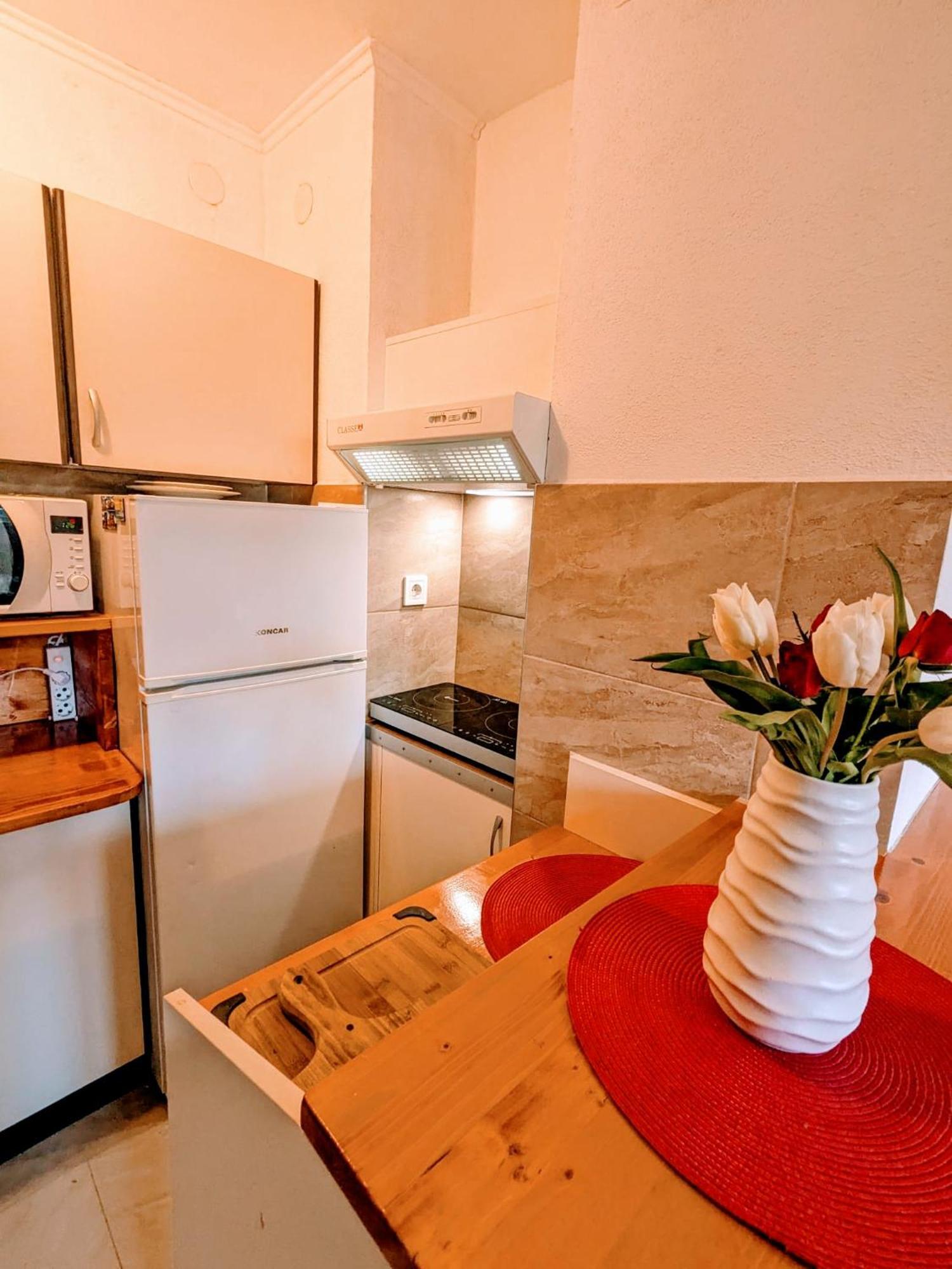 Demass Apartment - Cozy, Free Parking And Wifi دوبروفينك المظهر الخارجي الصورة